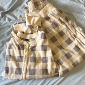 Old Navy Cream and Gray Plaid Pajamas
